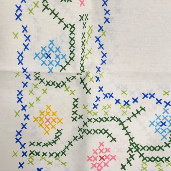 70s Pillowcase Cross Stitch Print - Picture 3 of 8